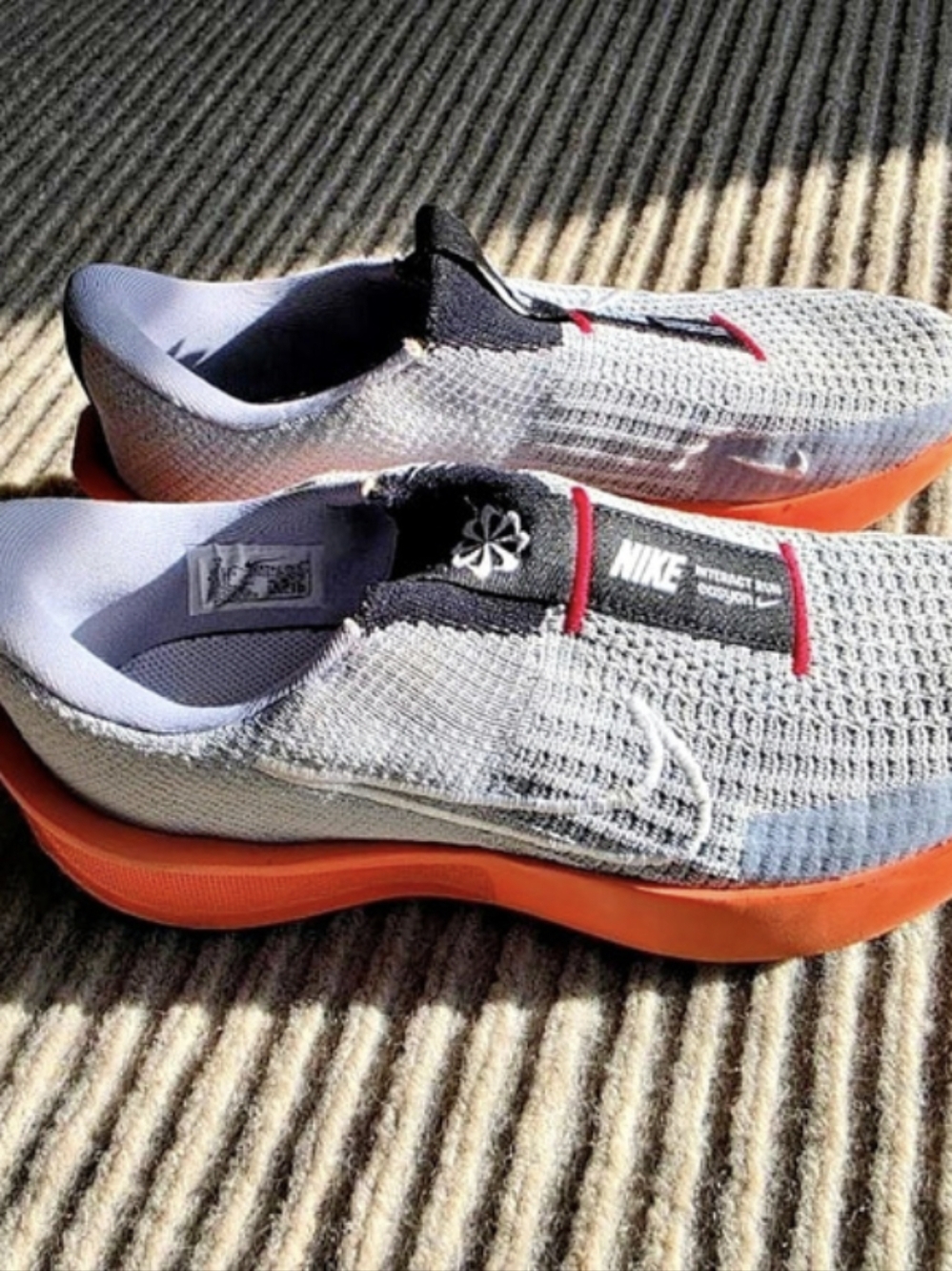 Nike Interact Run Women's Running Shoes Easy On Road, Size US 6
